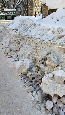 У жительницы Пустошь бора претензия к уборке снега